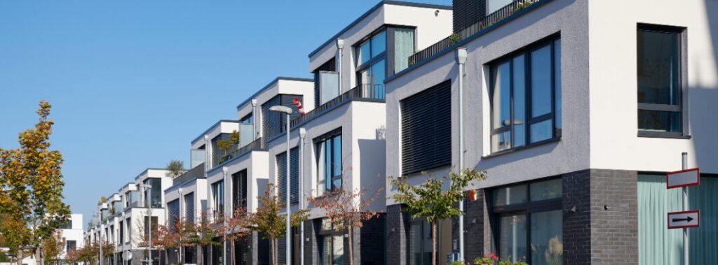 Explore unique real estate investment opportunities with FINIQ, including Delaware Statutory Trust (DST) investments for 1031 exchanges. Access exclusive real estate investment banking services and partner with FINIQ Capital to offer securities in the private real estate market.